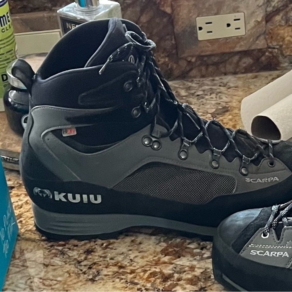Worn once Scarpa Hunting Boots . Like new !